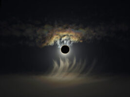 (Видео) Денес на јужната хемисфера се случи целосно затемнување на Сонцето
