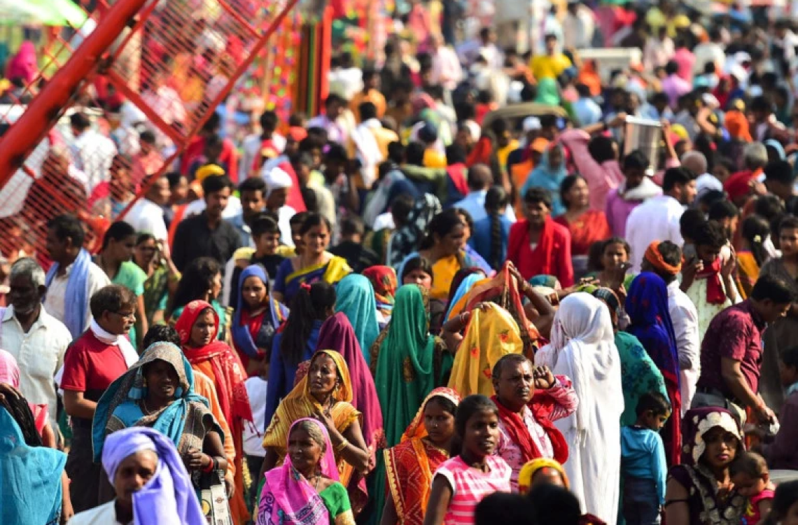 Индија ја престигна Кина по бројот на жители
