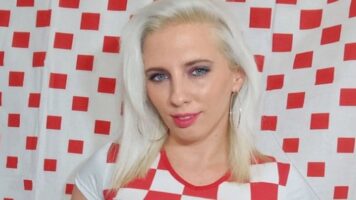 Хрватската порно глумица Марија Задравец оди на светско првенство во секс