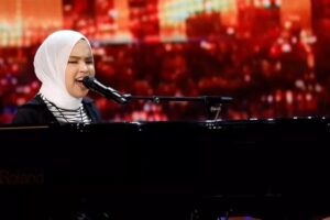 (Видео) Слепа девојка го воодушеви жирито на „Америка има талент“: ова е најубавиот момент во мојот живот