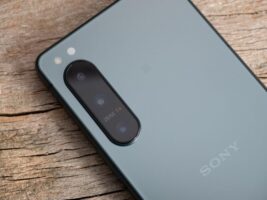 Доверлив извор открива: Дали Sony престанува да произведува телефони?