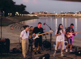 Извозевме 3000 километри, настапивме во Будимпешта, Краков и Осиек, следна дестинација „Егзит“ во Нови Сад: Дина Јашари на летна турнеја во регионот