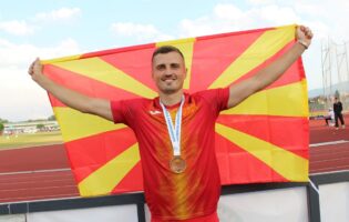 Андреас Трајковски освои бронзен медал во скок во далечина на Балканијада во Србија