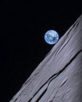 Јапонскиот лунарен лендер Hakuto-R сними фотографија во орбитата околу Месечина додека на Земјата се случуваше затемнување на Сонцето