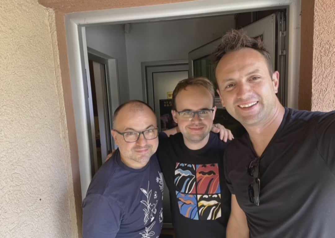 Ламбе Алабаковски ќе ја пее химната за бодрење на македонските одбојкари за на Европско