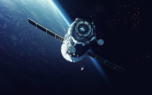 НАСА поради погрешна наредба го изгуби контактот со Војаџер 2