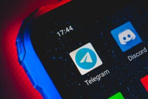 Нова безбедносна закана се шири преку Telegram и Discord