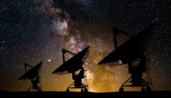 Пијани јапонски астрономи испратиле сигнал во вселената пред 40 години па сега очекуваат од вонземјаните повратен одговор