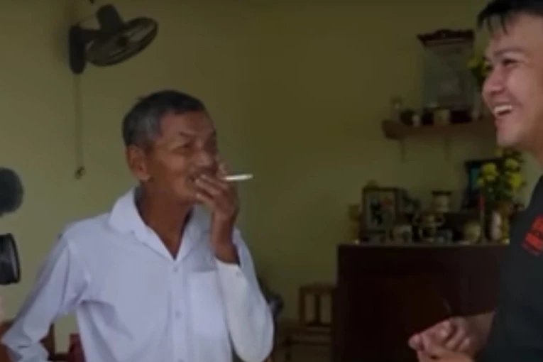 (Видео) Виетнамец тврди дека не спиел 60 години