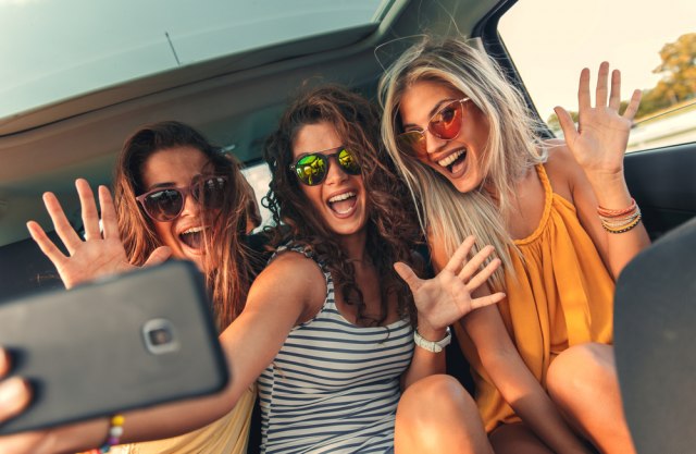 Поради што објавувањето селфи на социјалните мрежи не е најпаметната идеја