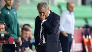 Сантош (засега) ќе остане на функцијата