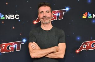 Со години страдав од депресија, а сега како да ми е симната тежина од рамениците: Сајмон Кауел отворено за одењето на психотерапија