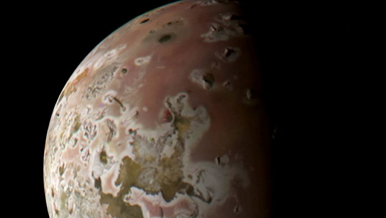 НАСА направи неверојатни фотографии од телото со најмногу вулкани во Сончевиот систем