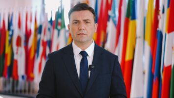 ВМРО-ДПМНЕ: Што ќе рента Османи за 900.000 евра? Кога 175 мерцедеси С класа за два дена може да се изнајмат и под 200.000 евра, каде одат 700.000 евра