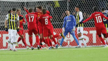 (Видео) Дебакл на Фенербахче во Данска – Нордсјеланд испорача шест гола во мрежата на Ливаковиќ