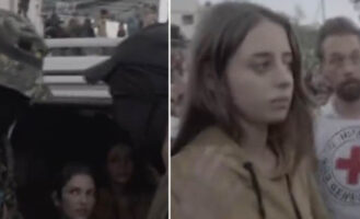 (Видео) Молела за помош, поминала 54 дена во заробеништво: Хамас ја ослободи 21-годишната Миа