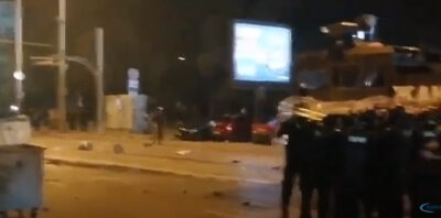 (Видео) Хаос во Софија: Повредени и приведени на протестот против управата на Бугарскиот фудбалски сојуз, тепачка меѓу навивачите и полицијата