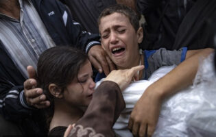 Газа: 179 тела закопани во масовна гробница