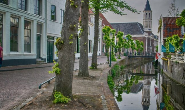 Градот Амерсфорт со канали, велосипеди и слики на Ван Гог е „европски град на годината“