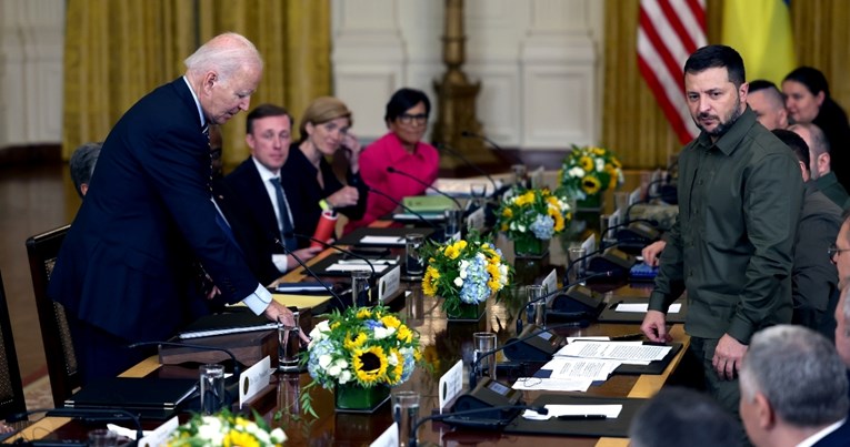 Зеленски: Украина и САД ќе одржат конференција за воената индустрија