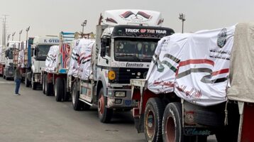 Израел дозволи два камиона со гориво дневно да влезат во Газа