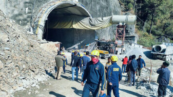 Индија: Денеска се очекува да бидат ослободени работниците заробени во тунелот