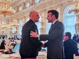 Ковачевски во Париз на Генералната конференција на УНЕСКО и на вечера со Макрон