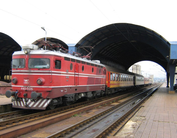 Коруноски: Владата на СДС го уништува железничкиот сообраќај, нема ремонт на домашните пруги, а не пак набавка на возови и вагони