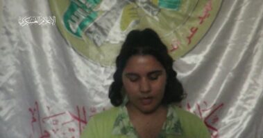 Морничаво видео на Хамас: киднапирана жена војник зборува пред камера, во следниот кадар е мртва