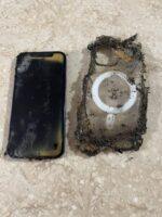 Неверојатно: iPhone изгорен на клада, продолжи да работи