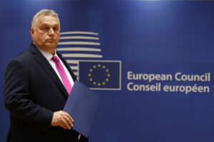 Орбан е решен да го блокира патот на Киев: Украина е светлосни години далеку од ЕУ