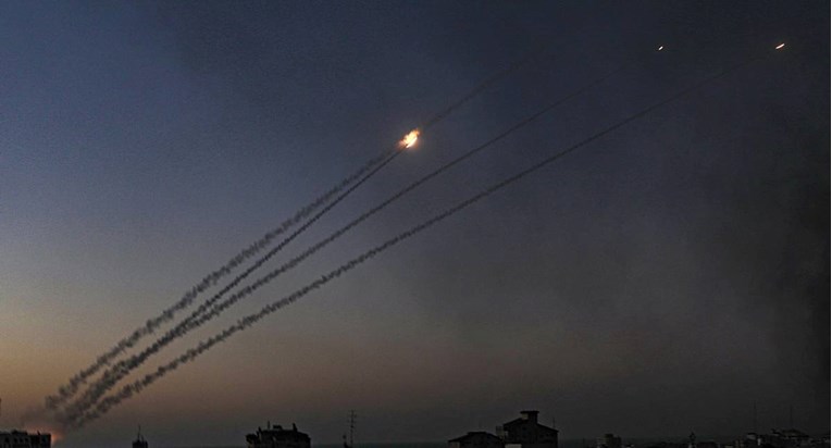 Сирија: Израел истрела ракети кон нас, гаѓајќи ја областа околу Дамаск