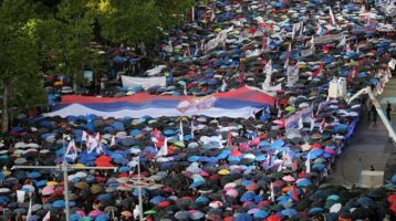 Српската опозиција верува во победа на изборите во Белград