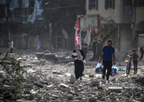 Хамас: Израел цели на жени и деца на отворено, на улица
