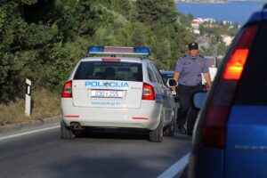 Хорор на автопат во Хрватска: По расправија, Словенец намерно налетал со возило во сограѓани