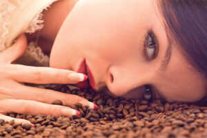 Домашни третмани со кафе за убава и здрава кожа