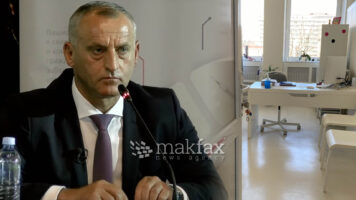 Меџити го претвори министерството за здравство во туристичка агенција, нема лекови a тој вработува и унапредува партиски кадри, велат од ВМРО-ДПМНЕ