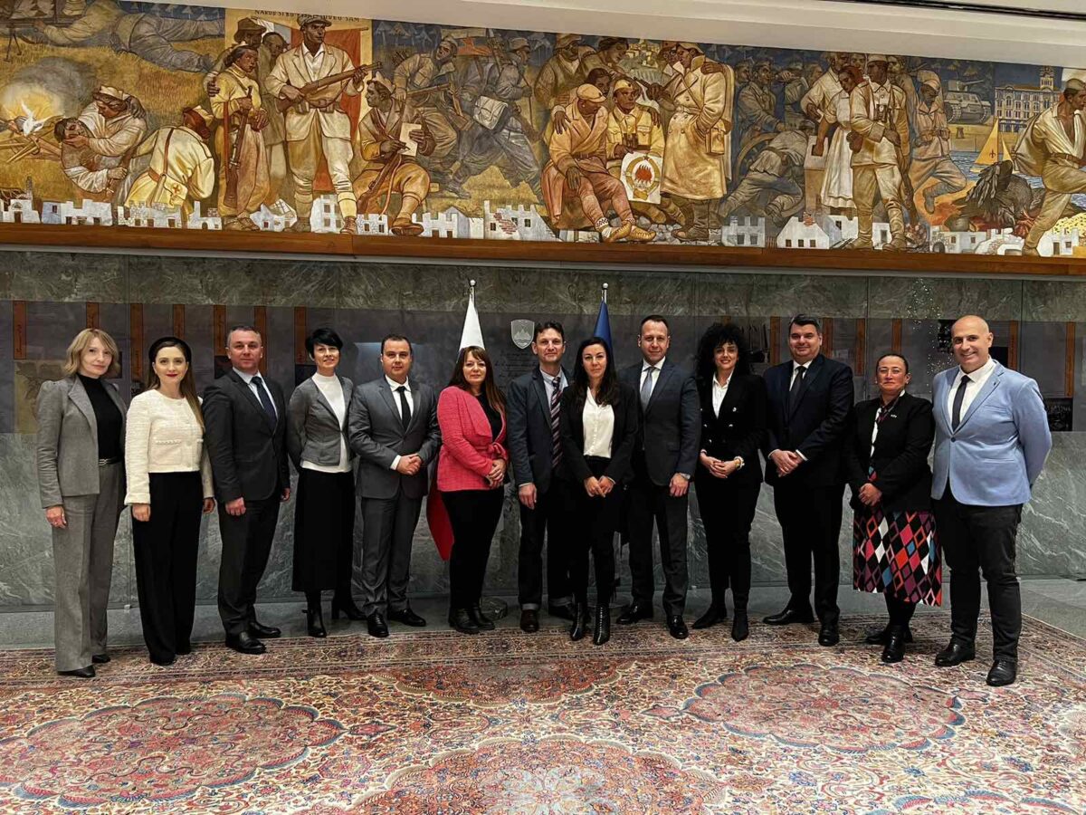 Собраниска делегација во посета на Државниот збор на Словенија: разменети искуства за работата