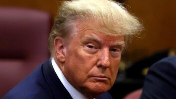 Трамп: Нема да бидам диктатор ако се вратам на власт