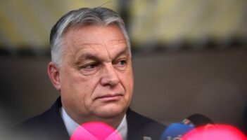 Унгарија и се закани на Бугарија; Бугарија го укина данокот за транзит на руски гас