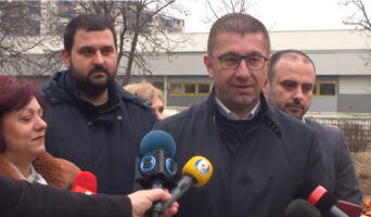 (Видео) Мицкоски: Амбасадорот на Холандија даде потврда за се она што ВМРО-ДПМНЕ со години наназад го зборува