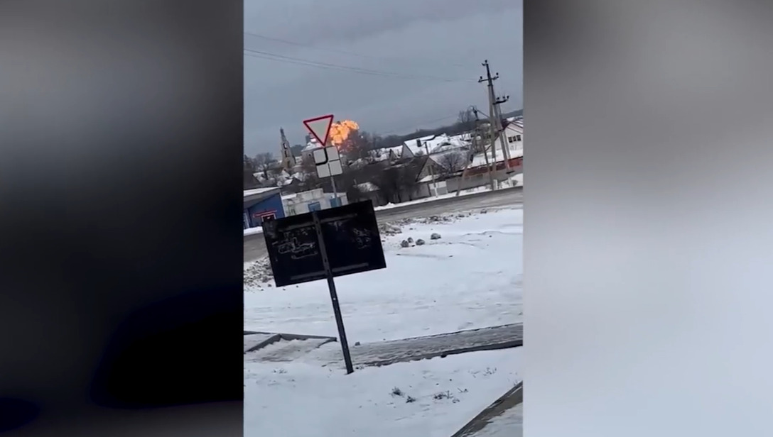 (Видео) Русија: Во авионот имаше 65 украински воени заробеници, одеа на размена