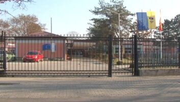 Карпош ја почна годината без изгласан буџет: нема пари за плати, за струја и вода во градинките и училиштата, вработените на протест