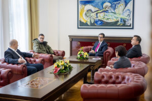 Средба на Пендаровски со претставници на Струковиот синдикат на контролорите на летање: Претседателот уште еднаш го осуди насилничкото однесување во М-НАВ
