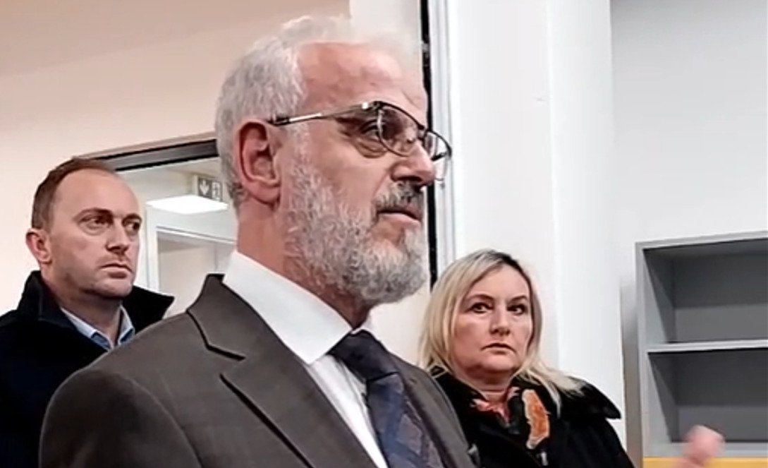 Џафери на отворање градинка во Матејче: Ова не е кампања, прочитајте го законот подобро