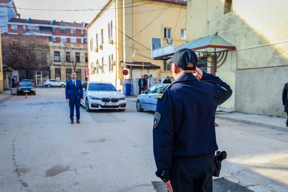 Бојмацалиев на средба со раководството на СВР Куманово: Намалување од 3,6% на вкупниот криминалитет, зголемена ефикасност од 37,1%