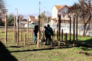 Град Скопје: 23 средни училишта добиваат зеленило и нова урбана опрема