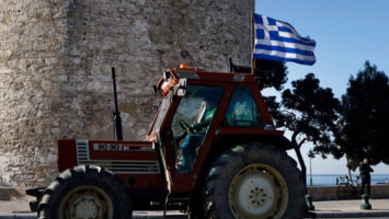 Грција: Протест на земјоделците во центарот на Солун