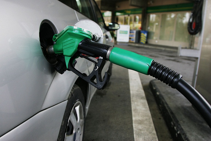 Нови цени на бензинот и дизелот од полноќ