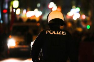 Убиени три жени во бордел во Виена: Уапсен млад маж